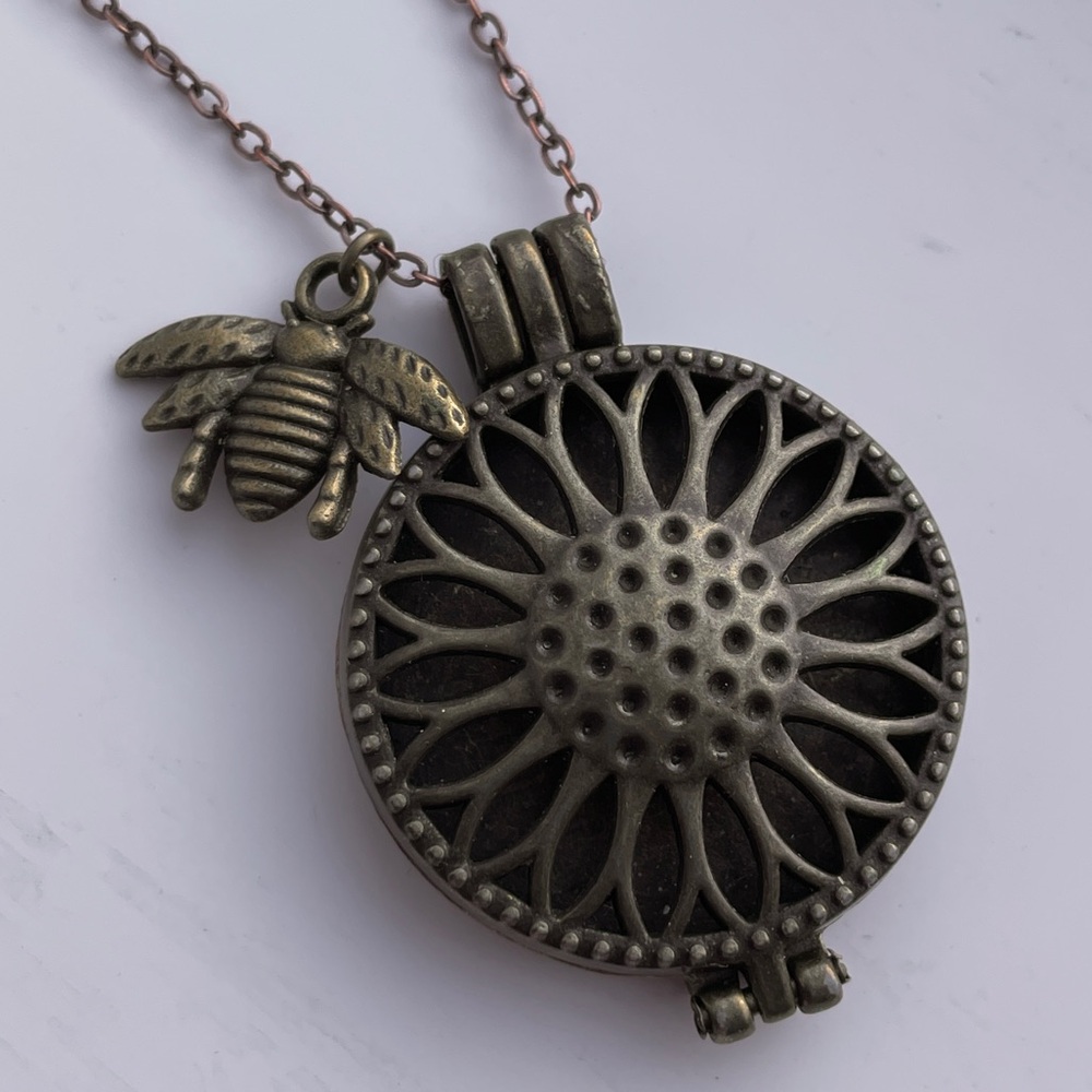 Copper Flower Locket with Bee - daisy or sunflower - comes with chain